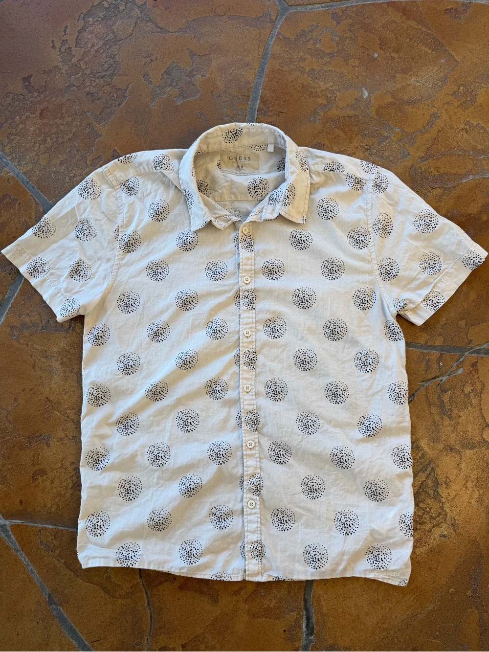 Guess White Short-Sleeve Button-Up Shirt with Black Dot Pattern